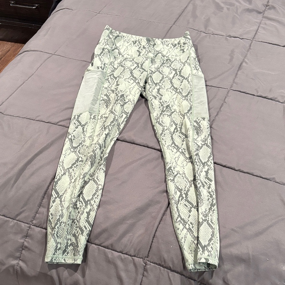 Fabletics Snake Print Leggings - Gray and White
